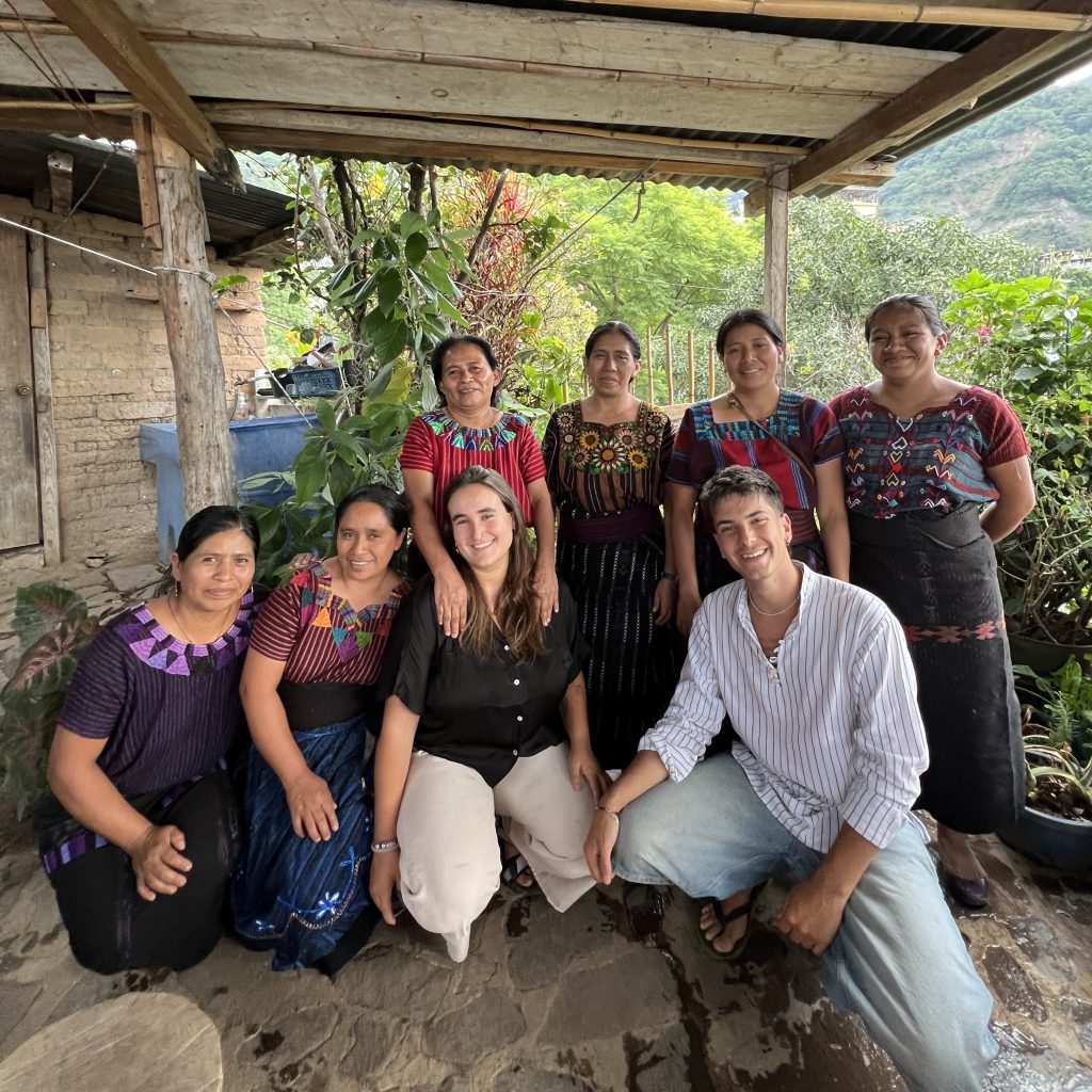 Trabajo cooperativo mujeres en Guatemala Ik Ixok Mujeres de la Luna